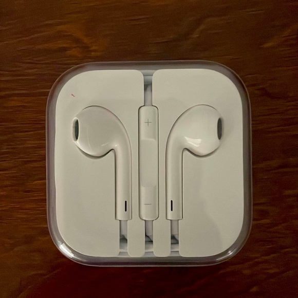 Apple Other - Like New Apple EarPods!